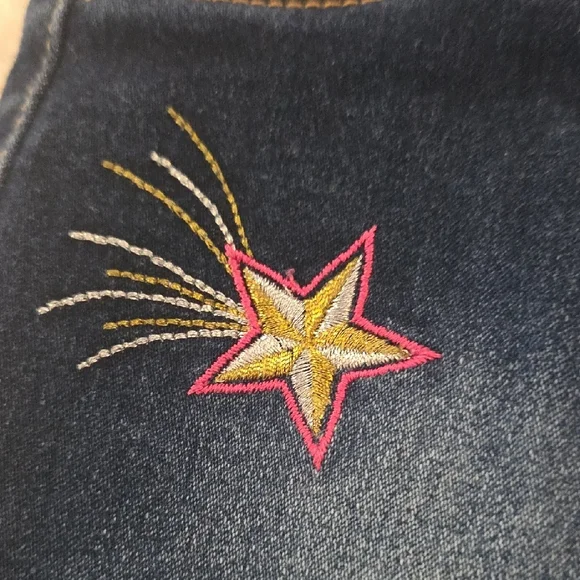 Kids Denim Jeans with Embroidered Accents - Picture 5 of 7